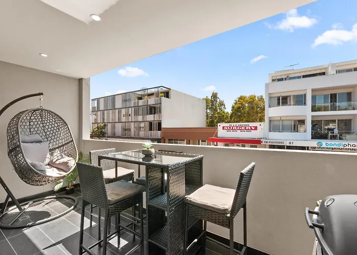 Stylish Spacious Modern 1 Bdr Balcony Bbq Aircon Lift